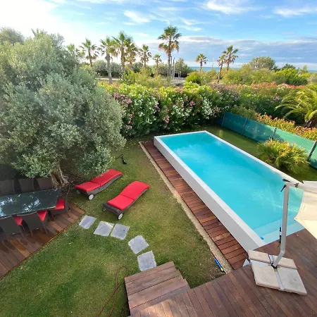 Bahia - Luxury - Beachfront Villa Sete