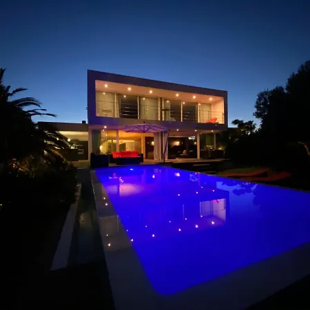 Bahia - Luxury - Beachfront Villa Sete