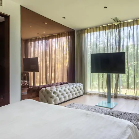 Bahia - Luxury - Beachfront Villa